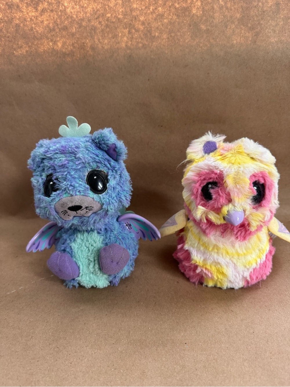 Hatchimals - Set of 2 - Yellow/Pink Hatchimals Mystery Bird & Blue/Purple Peacat